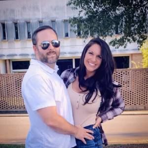 Meet your Posher, Whitney